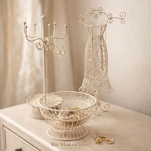Ivory Vintage-Style Jewelry Organizer Set | Vanity Display